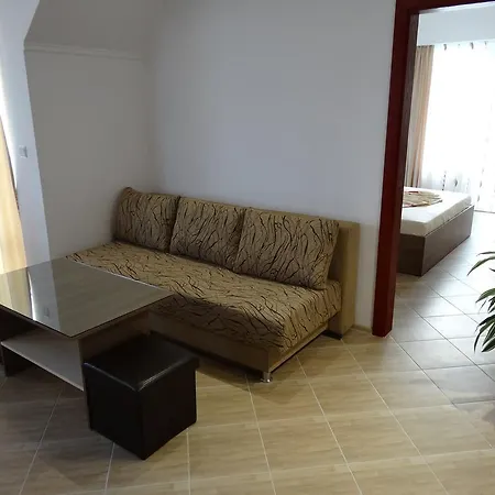 Kamelia 4* 阿赫托波尔