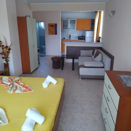 Guest house Kamelia