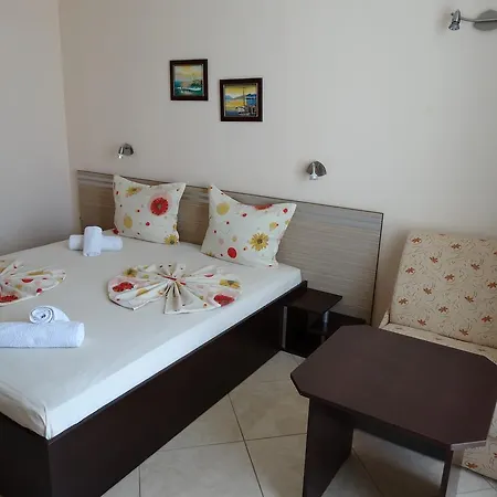 Гостевой дом Kamelia 4*