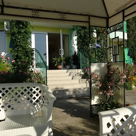 Guest house Kamelia
