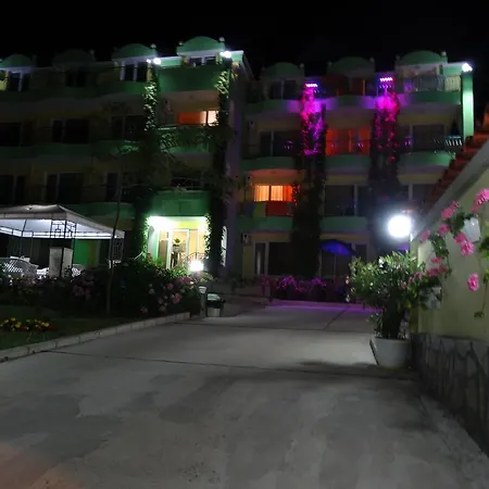 Kamelia Affittacamere 4*