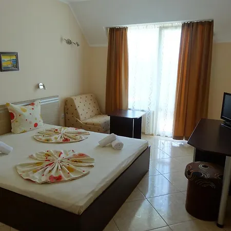 Гостевой дом Kamelia 4*